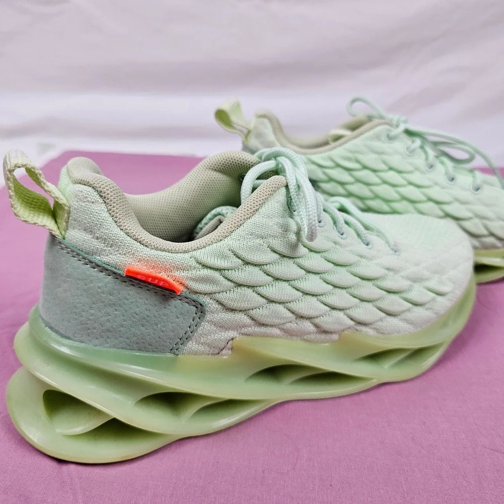 SupSport Mint Green Lace‎ Up Sneakers Running Shoes Size 39 Unique Spiral Sole
